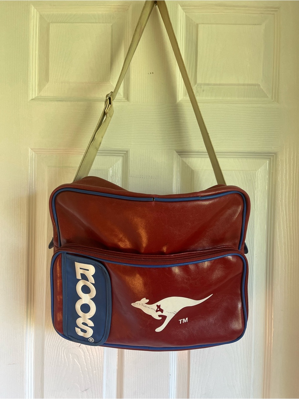 Vintage Roos Red and Blue Messenger Bag